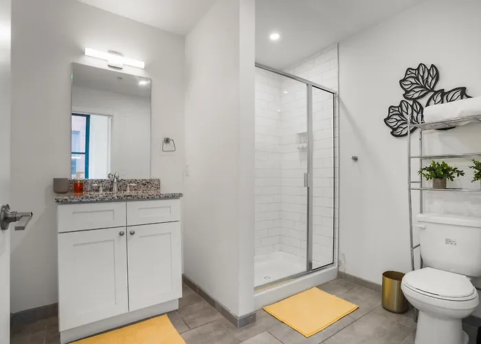 Cozysuites At William *