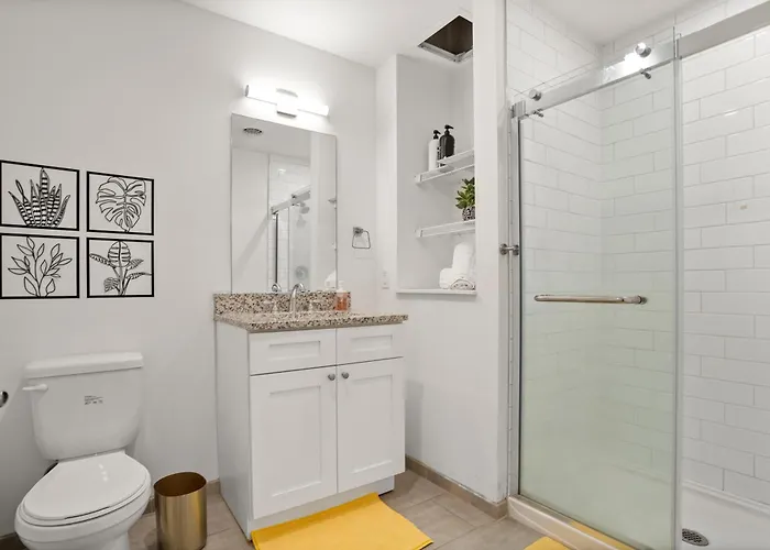 Cozysuites At William Apartment